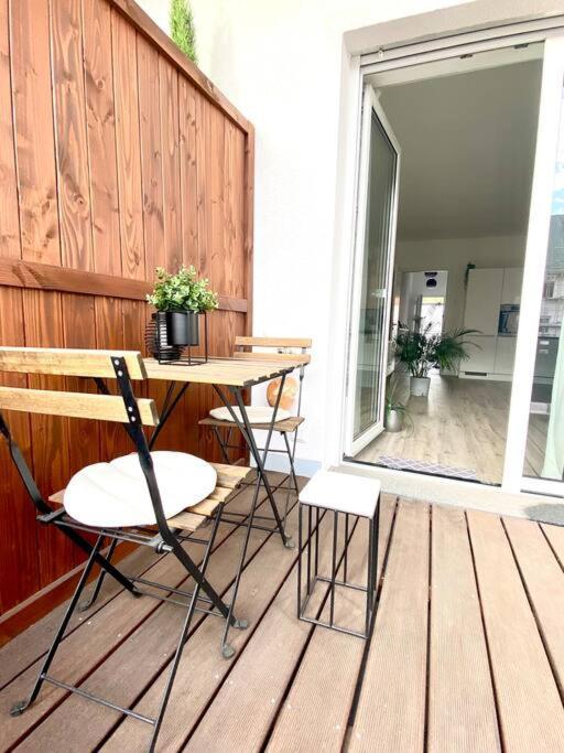Apartment Modernes Trierer Cityloft Mit Grossem Balkon *