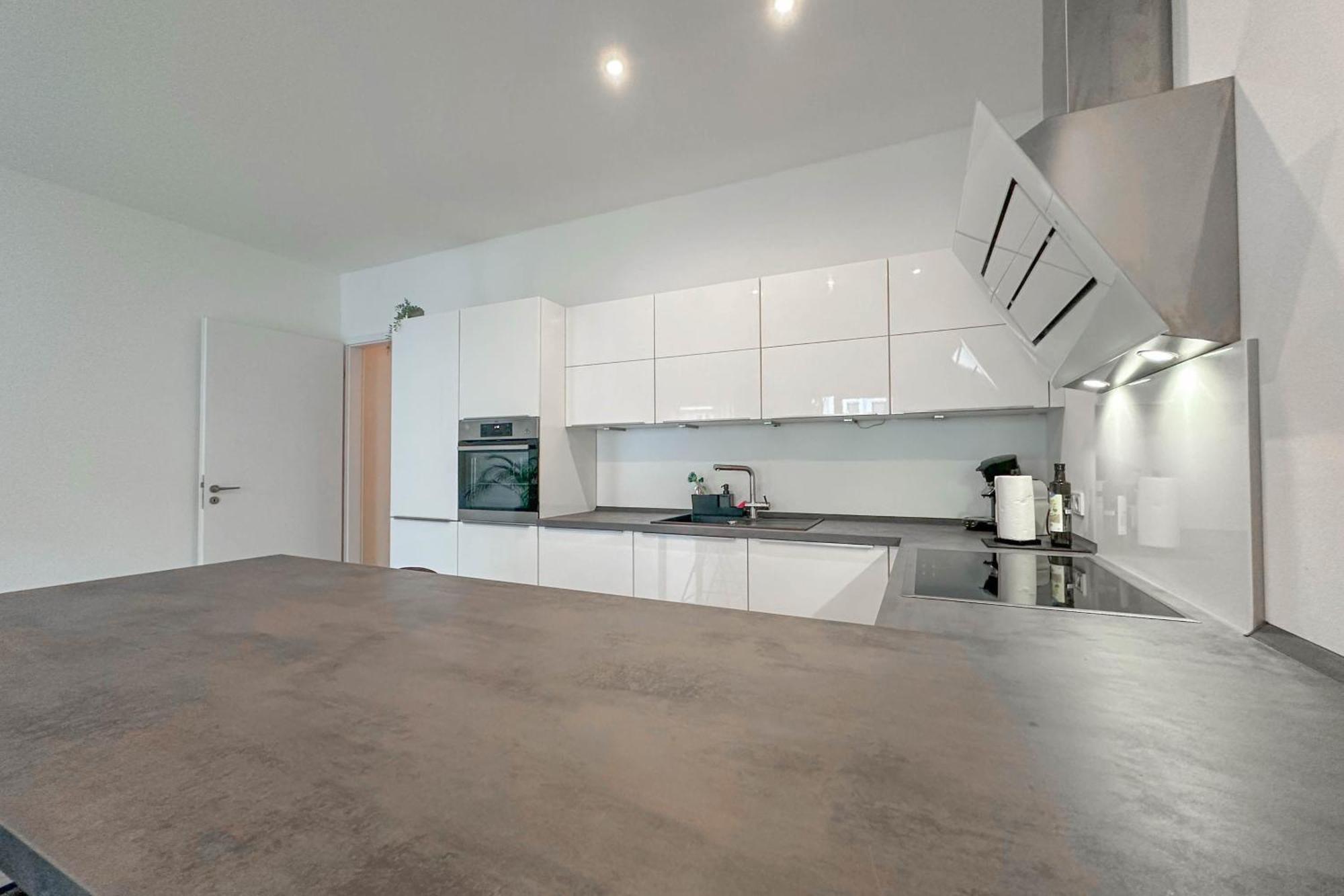 Apartment Modernes Trierer Cityloft Mit Grossem Balkon Trier